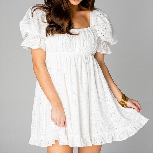 Buddy Love Dresses & Skirts - Buddy Love Valentina White Eyelet Puff Sleeve Mini Dress Size Small